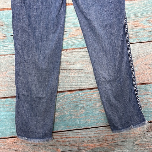 Madewell Blue Jeans Stovepipe Style Size 26 Frayed Hems - Picture 6 of 7